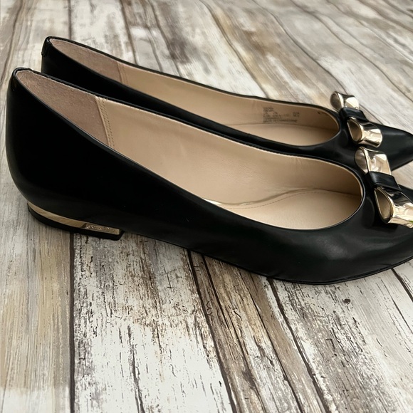 Coach “Wilma” pointed toe gold bow ballet flats black 6.5 - Picture 3 of 6